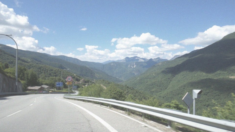 Co to jest sieć dróg i autostrad w Czarnogórze?
