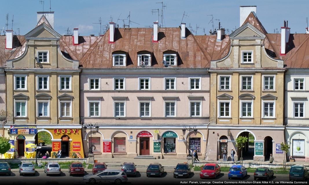 Wystawa „Renesansowy Młodzieżowy Dom Kultury nr 2” w Galerii Ratusz